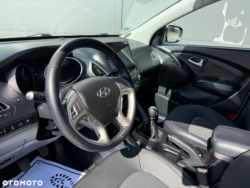 Hyundai ix35 2.0 CRDi 4WD Premium - 13