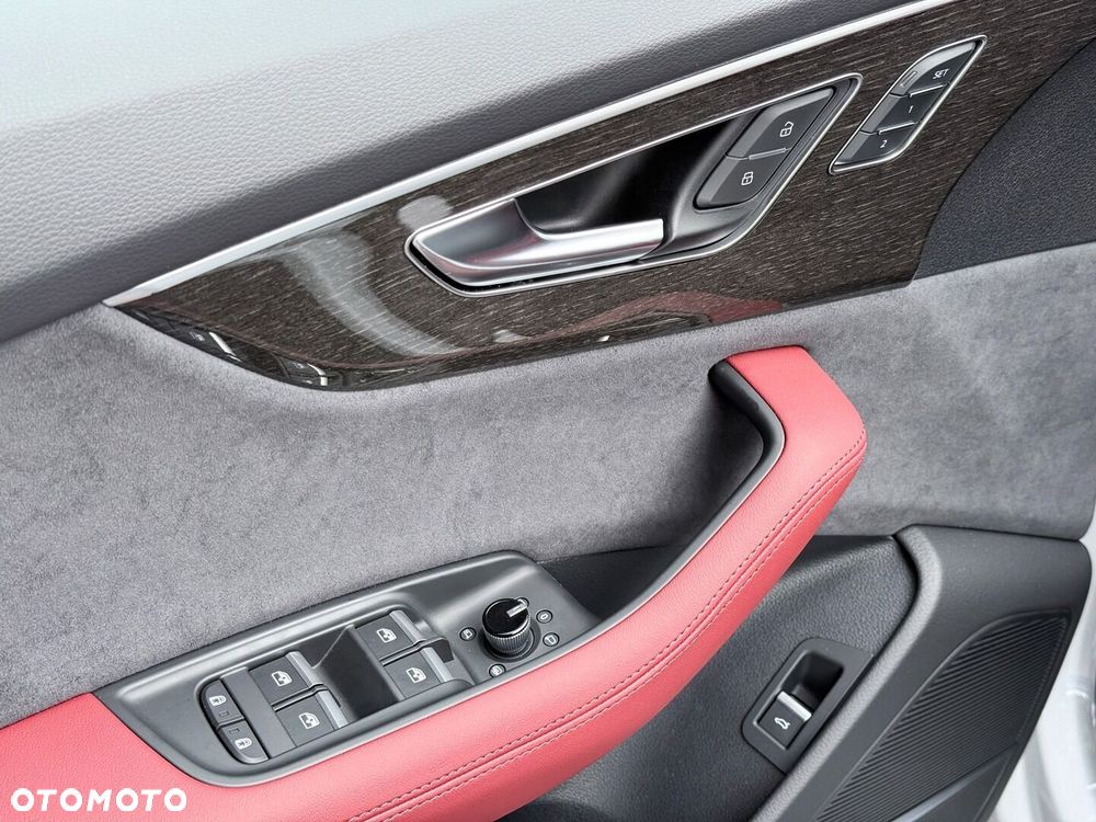 Audi SQ8 - 28