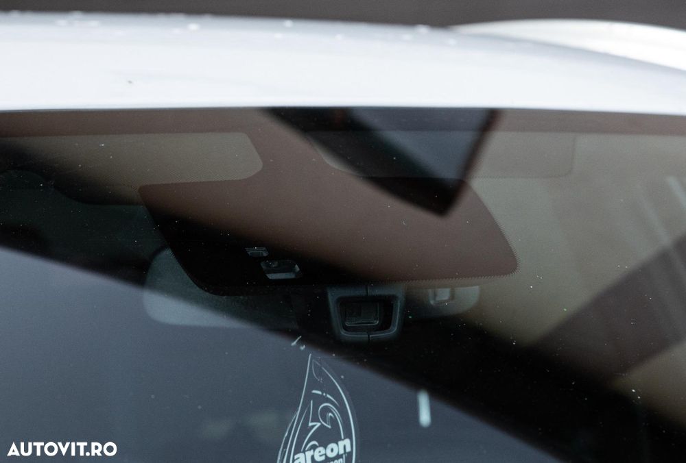 Opel Insignia - 10