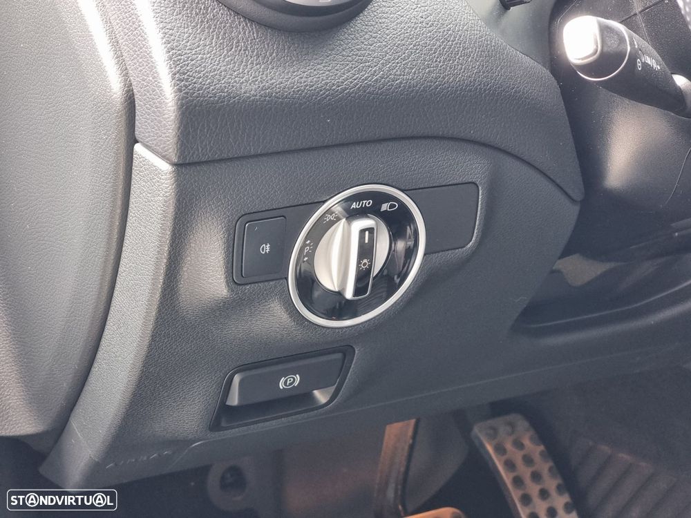 Mercedes-Benz GLA 220 CDI AMG Line 4-Matic - 26