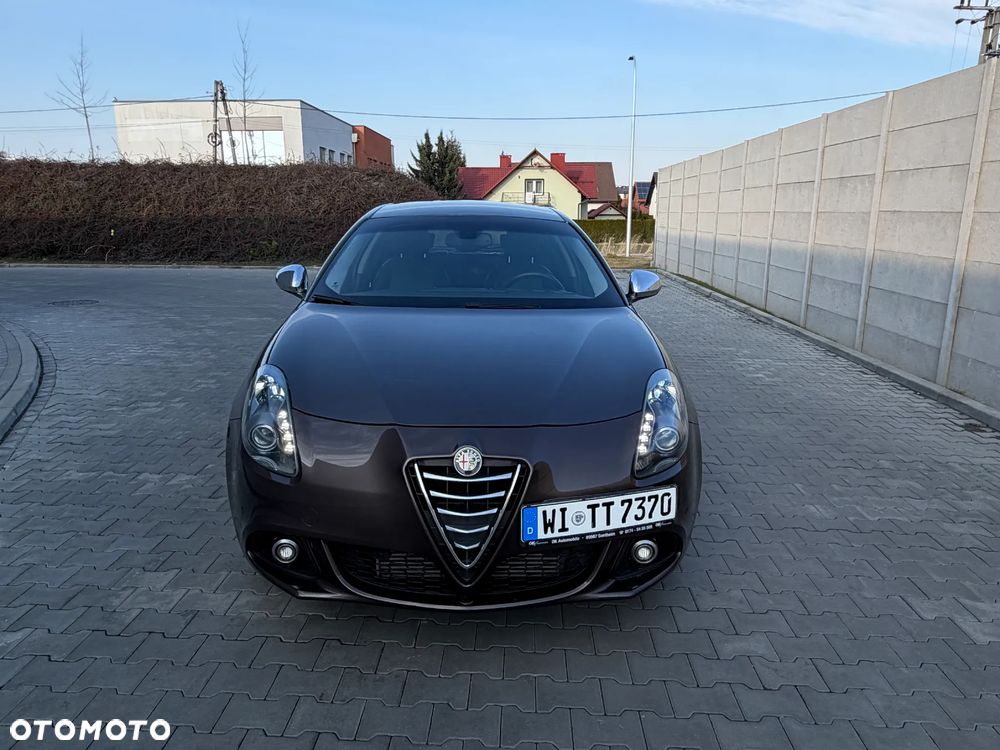 Alfa Romeo Giulietta 2.0 JTDM 16V Veloce - 2