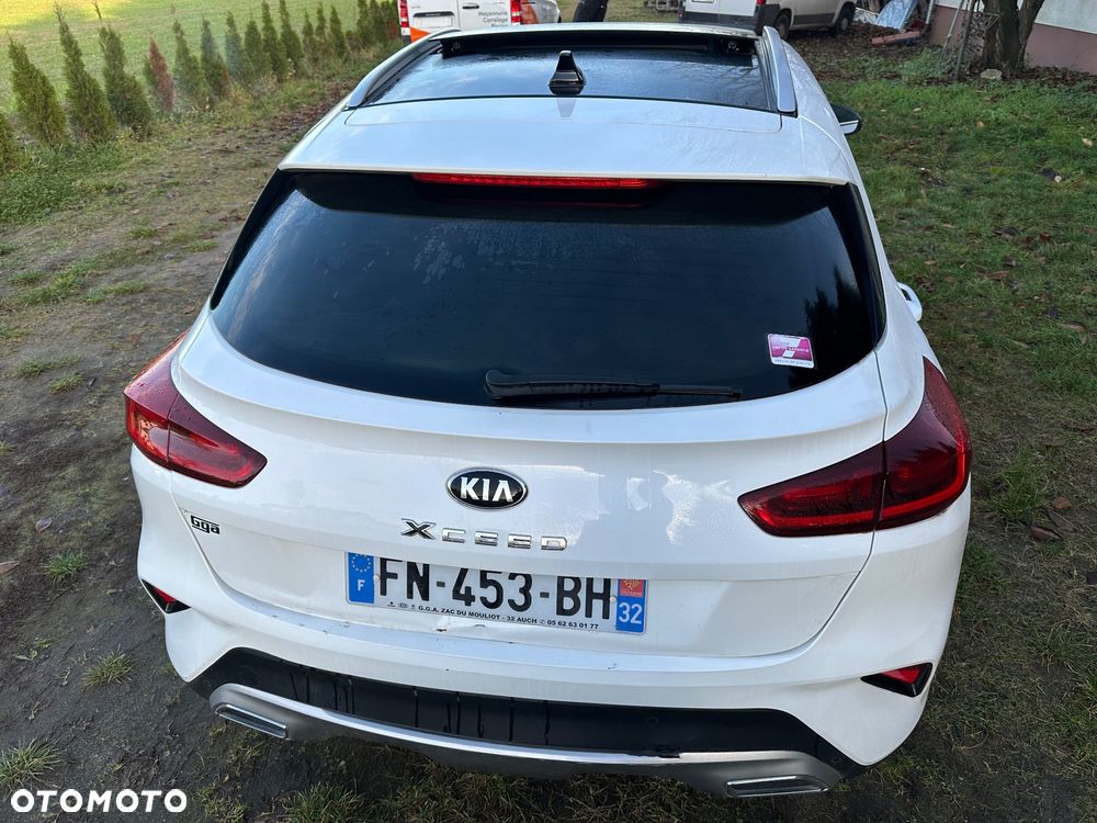 Kia XCeed 1.6 CRDi DCT7 LAUNCH EDITION - 24