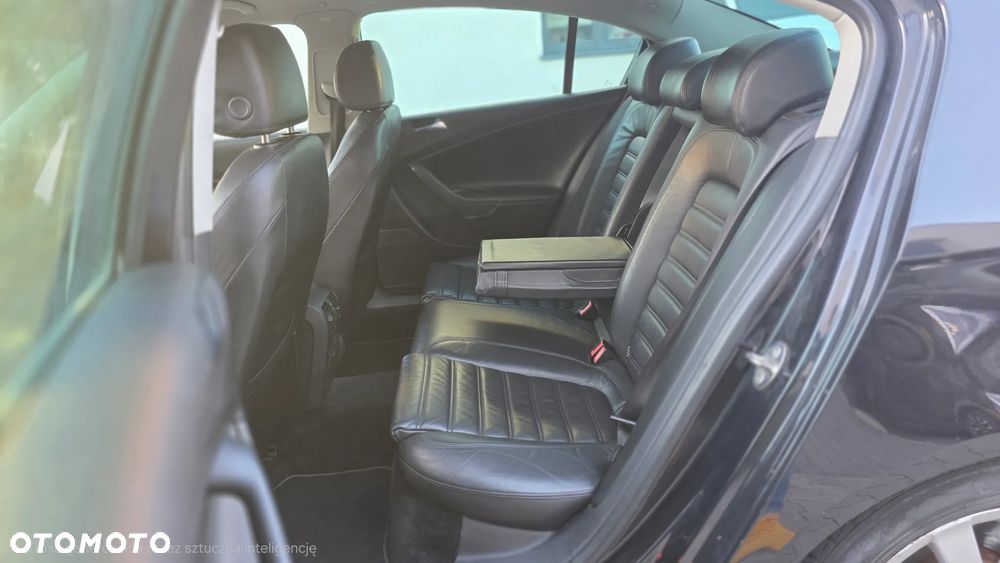Volkswagen Passat 2.0 FSI Comfortline - 14