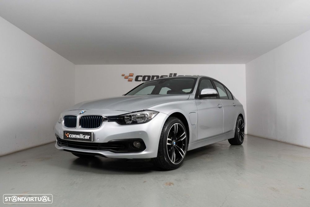 BMW 330 e iPerformance Line Luxury - 9