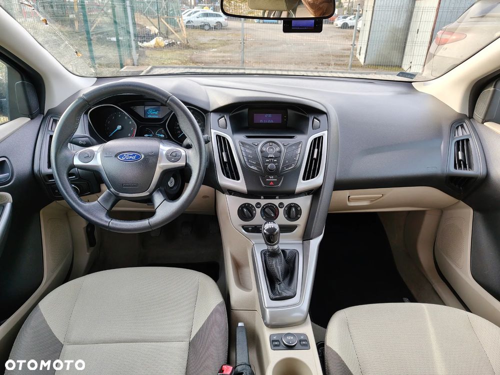 Ford Focus 1.6 Gold X (Trend) - 14