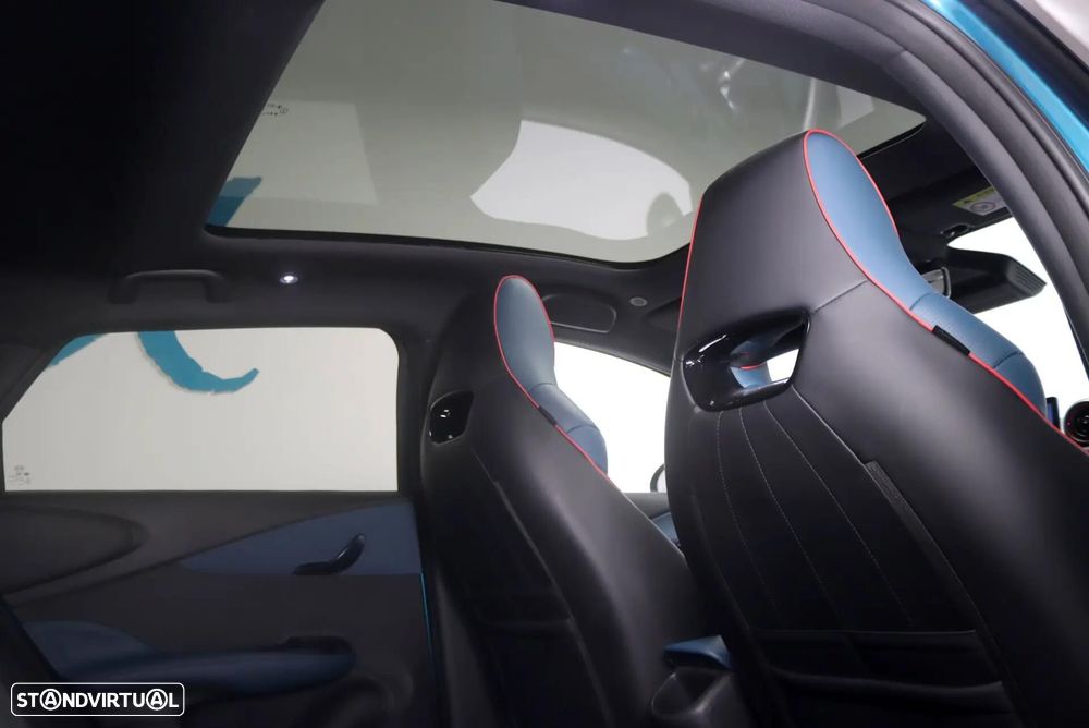 BYD Dolphin 60.4 kWh Design - 35