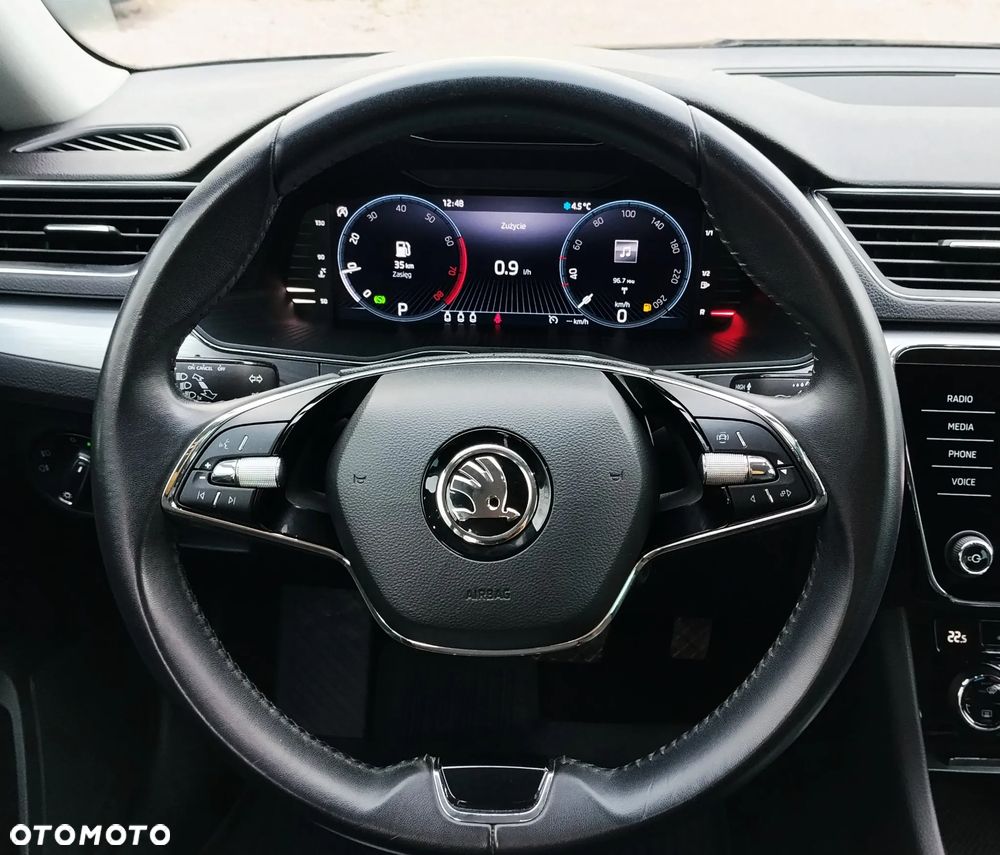 Skoda Superb 1.5 TSI Ambition DSG - 9