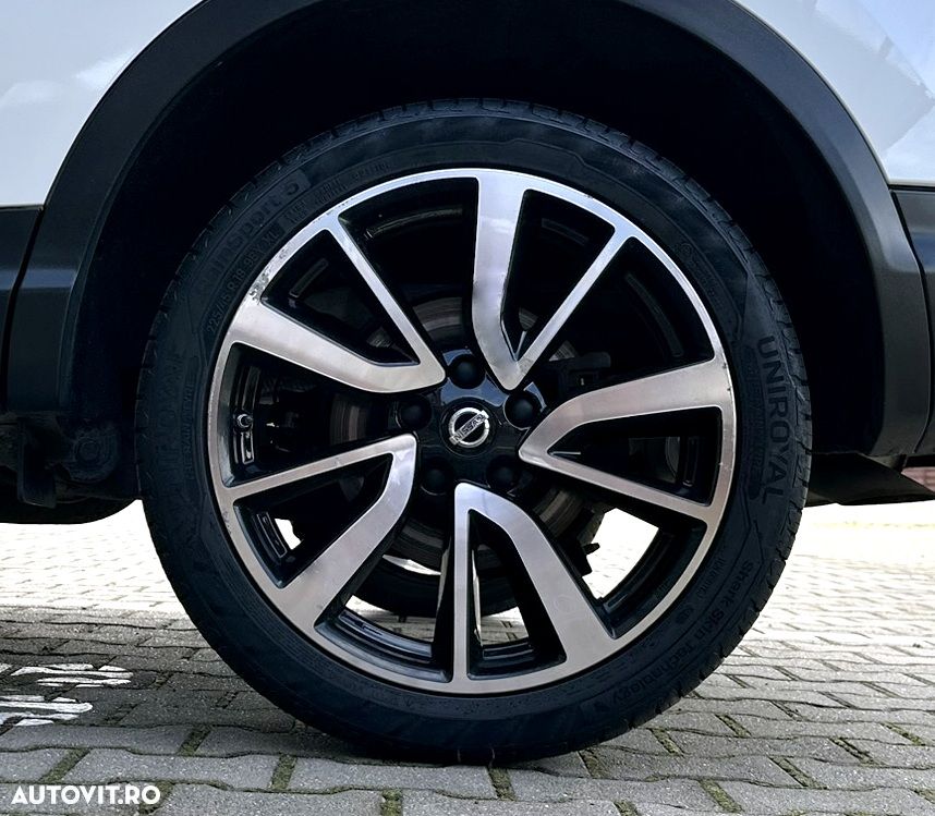 Nissan Qashqai 1.5 DCI TEKNA - 23