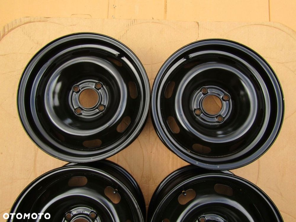 4x Felgi 15 Peugeot 1007 206 207 307 Citroen C2 C3 II C4 DS3 6j 4x108 ET23 - 5