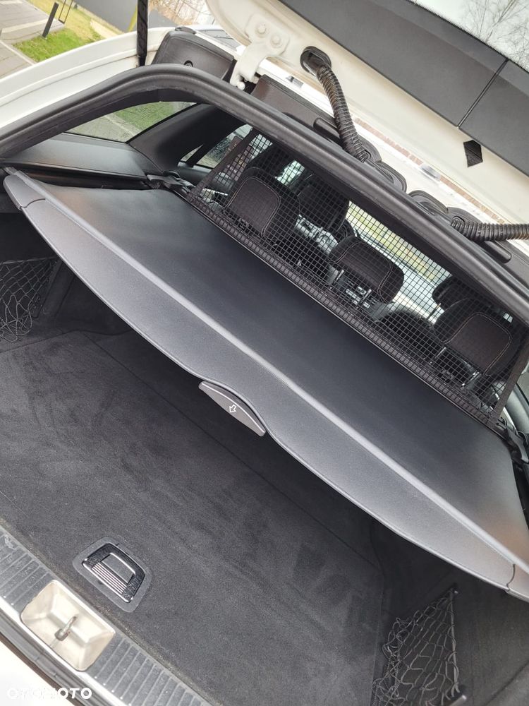 Mercedes-Benz Klasa C 180 7G-TRONIC - 11