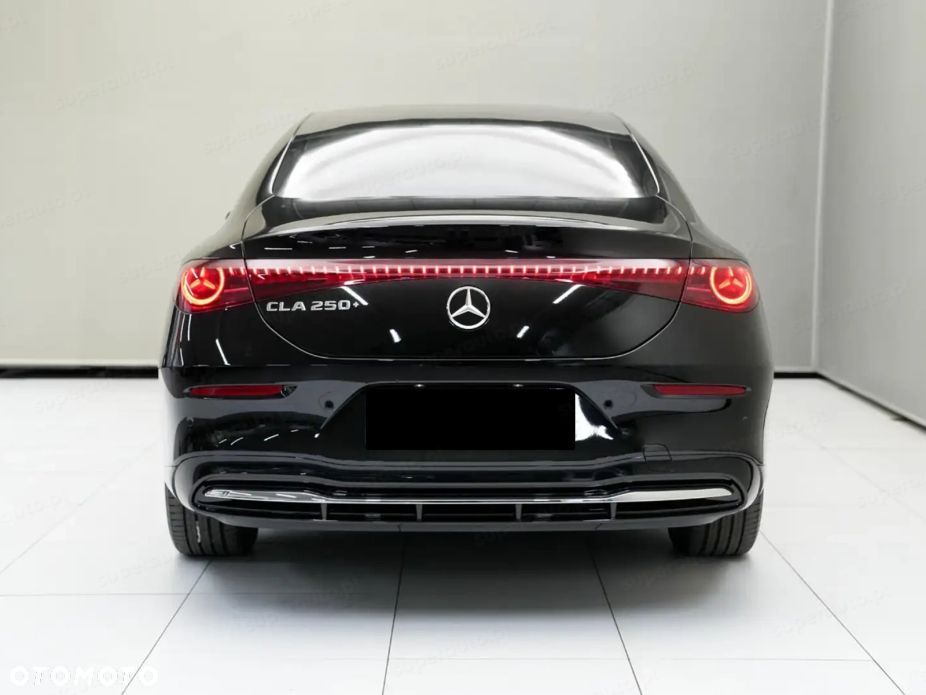 Mercedes-Benz CLA - 5