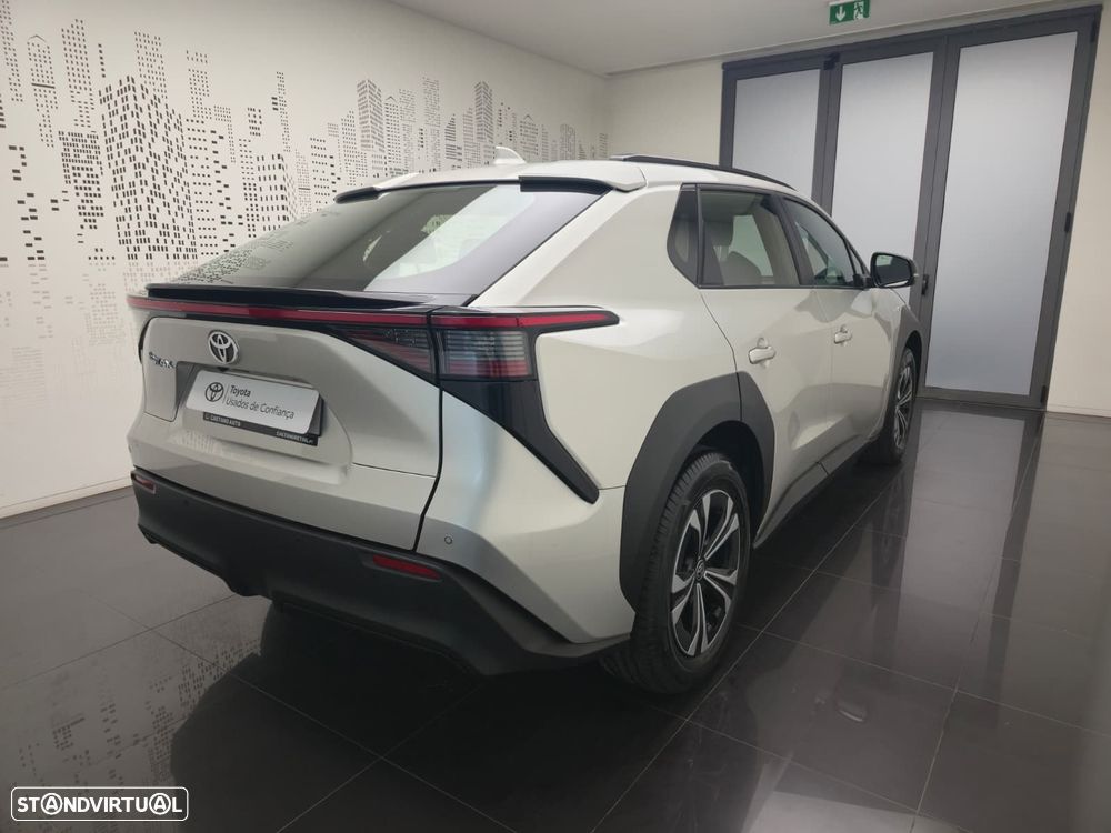 Toyota bZ4X 71,4 kWh Exclusive - 18