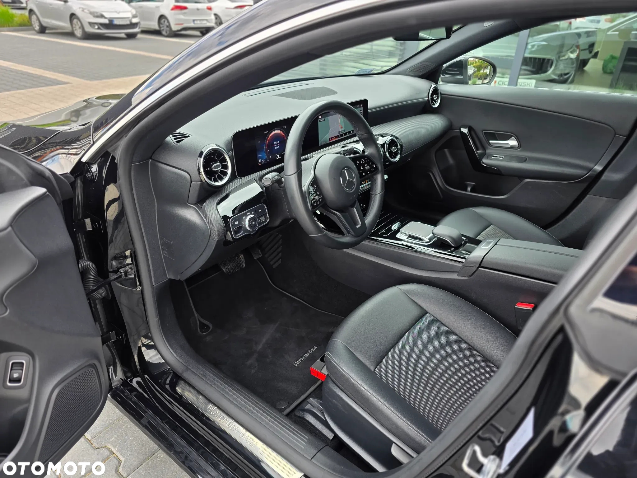 Mercedes-Benz CLA 200 AMG Line 7G-DCT - 10