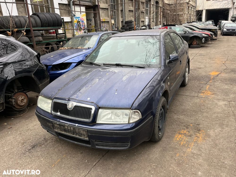 Dezmembrez Skoda Octavia 1 tour 1,9 TDI 2003 albastru - 3