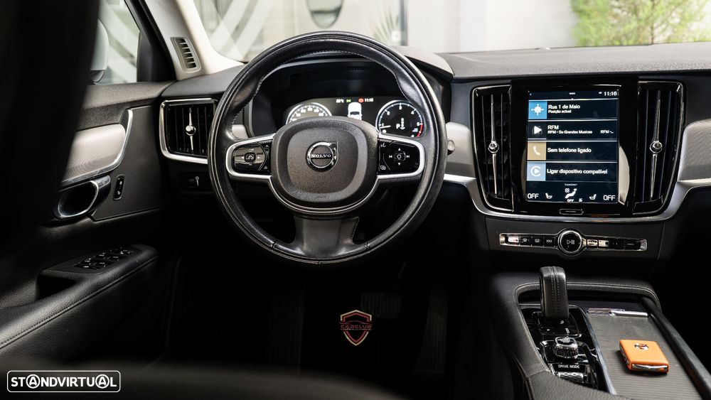 Volvo V90 2.0 B4 Momentum Plus Geartronic - 26