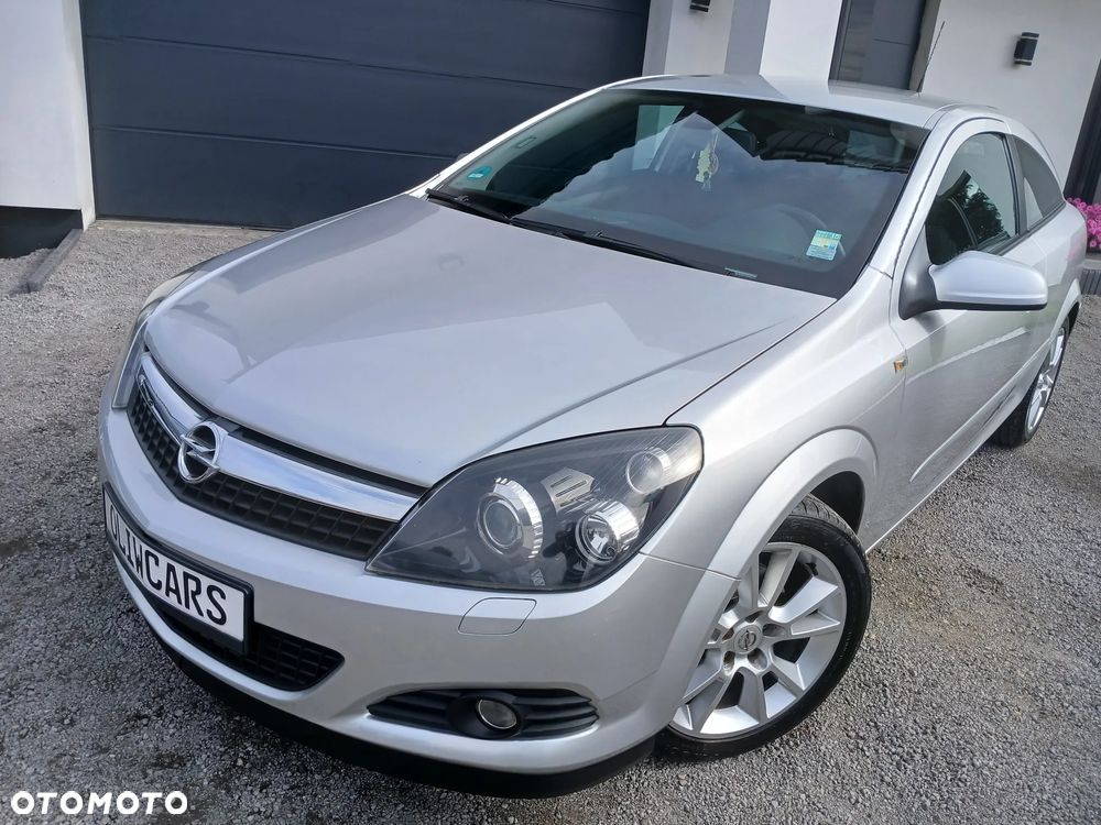 Opel Astra GTC 1.6 Sport - 1
