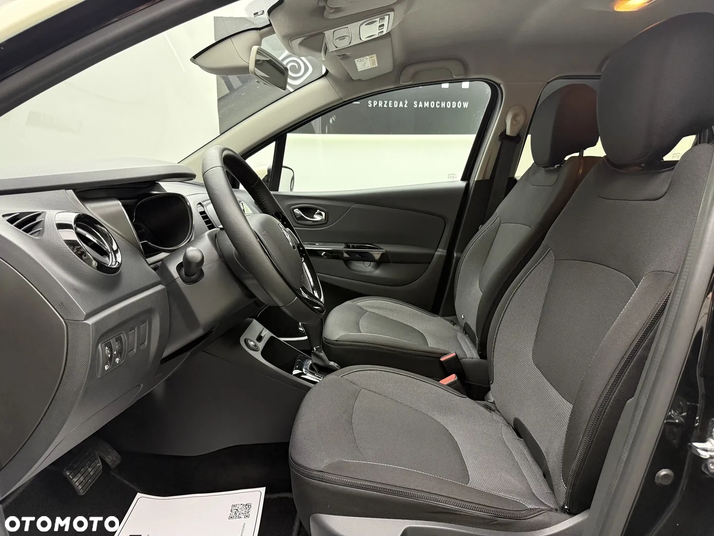 Renault Captur 1.2 TCe Intens EDC - 24