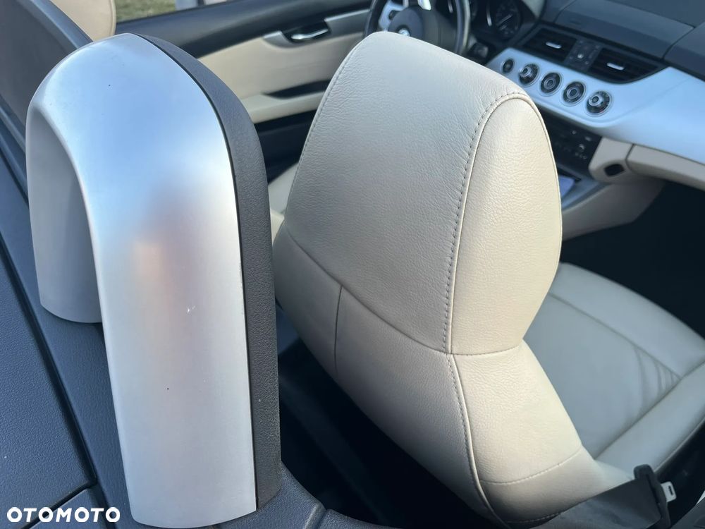 BMW Z4 23i sDrive - 29