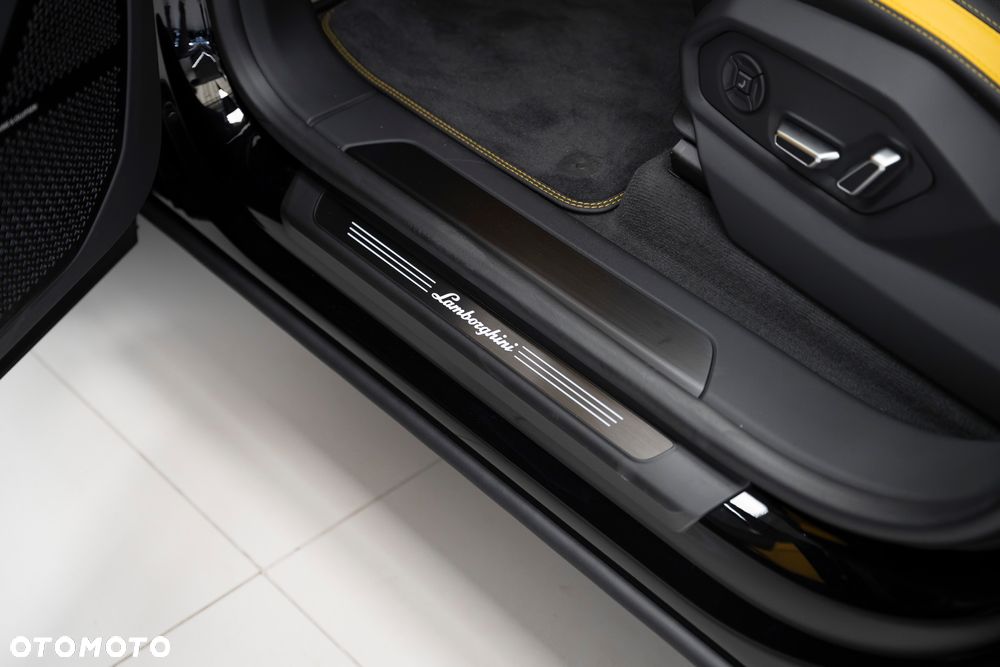 Lamborghini Urus - 31