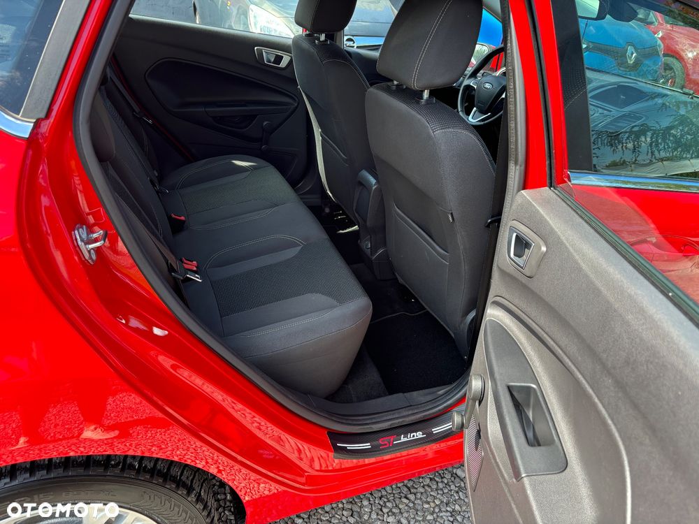 Ford Fiesta - 12