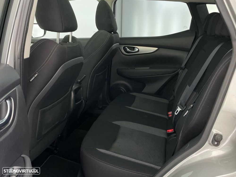 Nissan Qashqai 1.3 DIG-T N-Connecta - 12