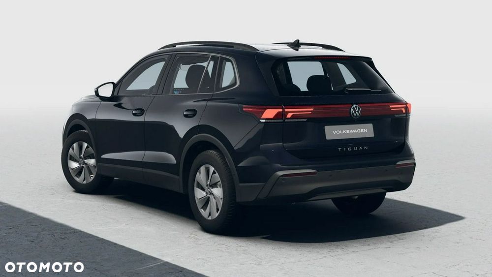 Volkswagen Tiguan - 5