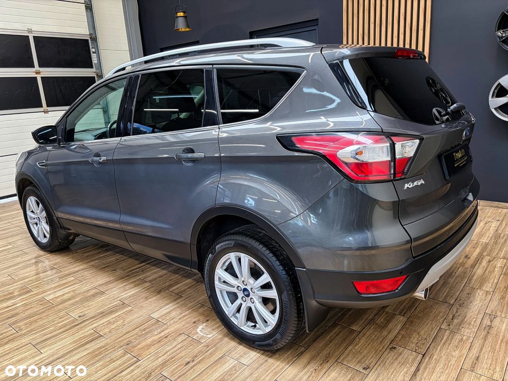 Ford Kuga 2.0 TDCi 2x4 Titanium - 10