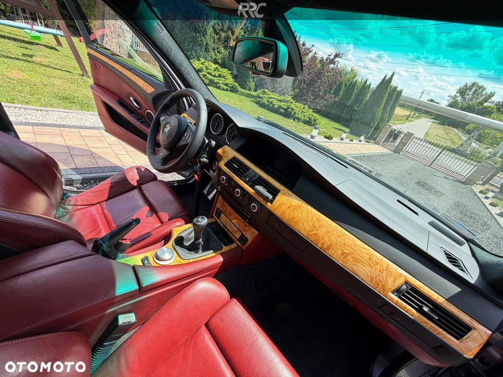 BMW M5 ver-standard - 14