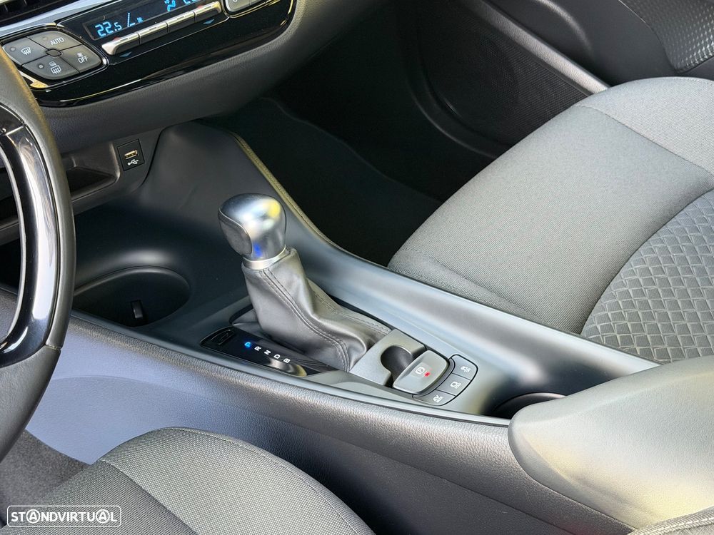 Toyota C-HR 1.8 HSD Comfort+P.Style - 39