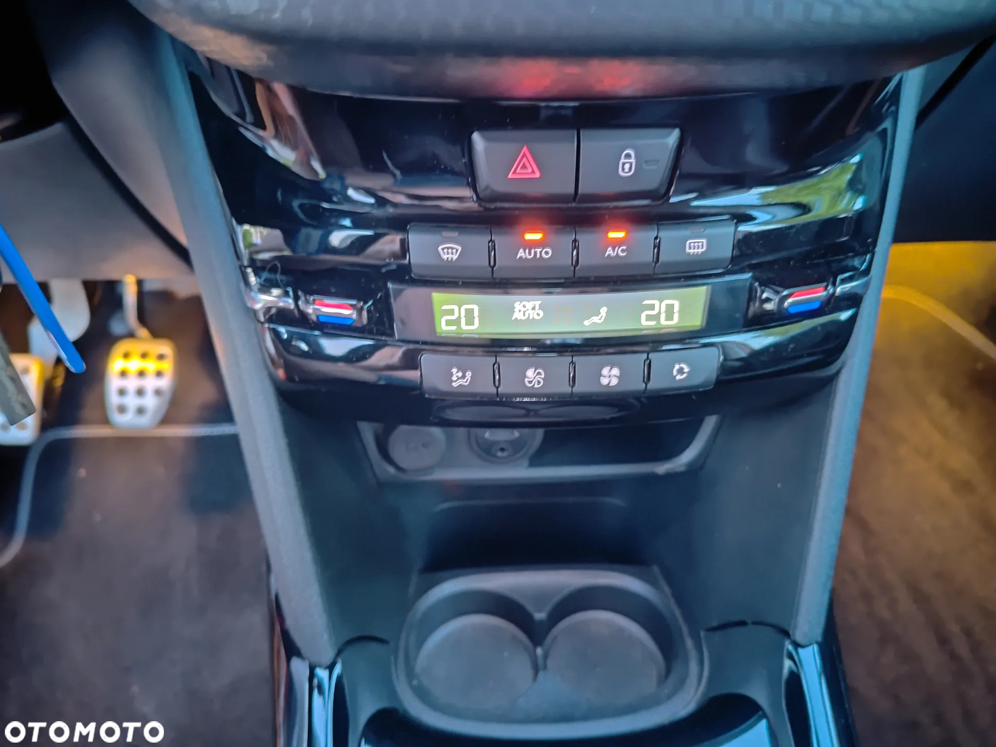 Peugeot 2008 BlueHDi FAP 120 STOP & START GT-Line Edition - 25