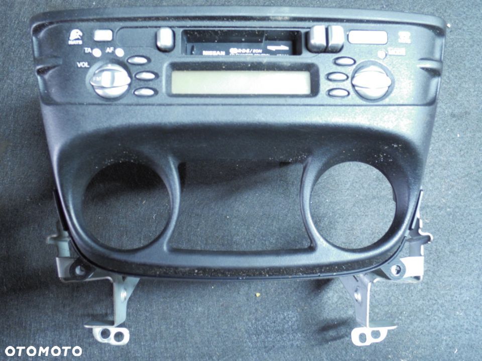 Radio Fabryczne Nissan Almera N16 - 1