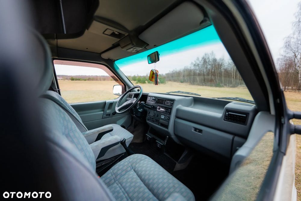 Volkswagen California - 13