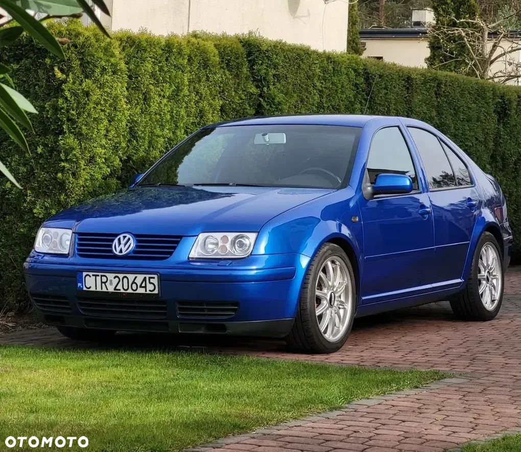 Volkswagen Bora 1.8T Trendline - 1