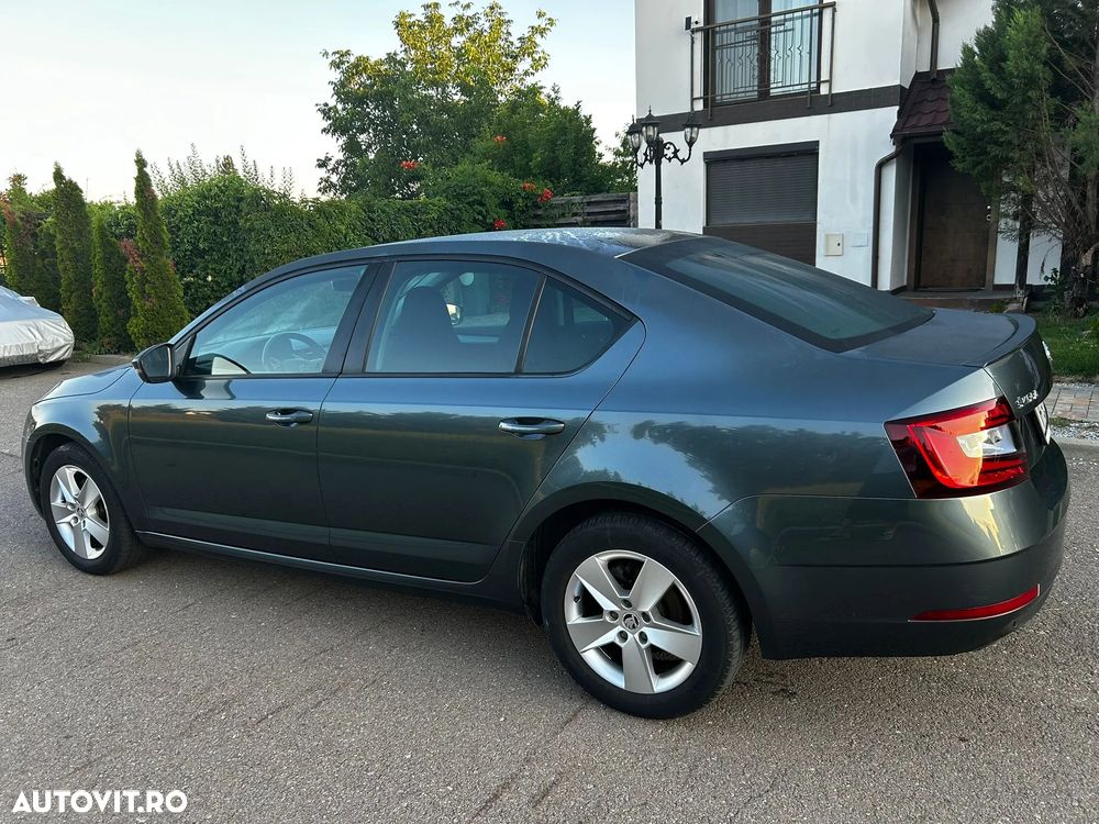 SKODA Octavia 2017 — imagine 4