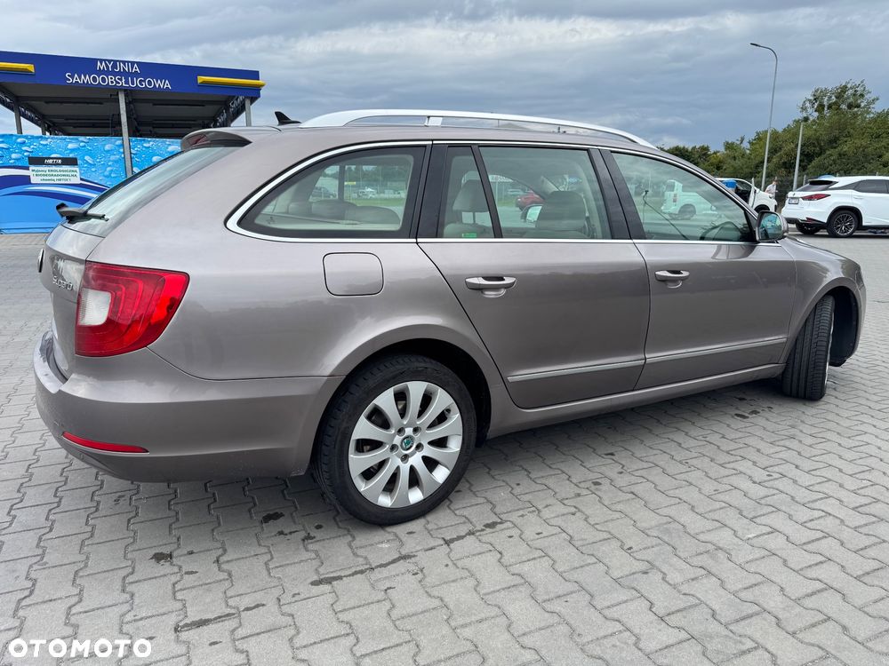 Skoda Superb - 12
