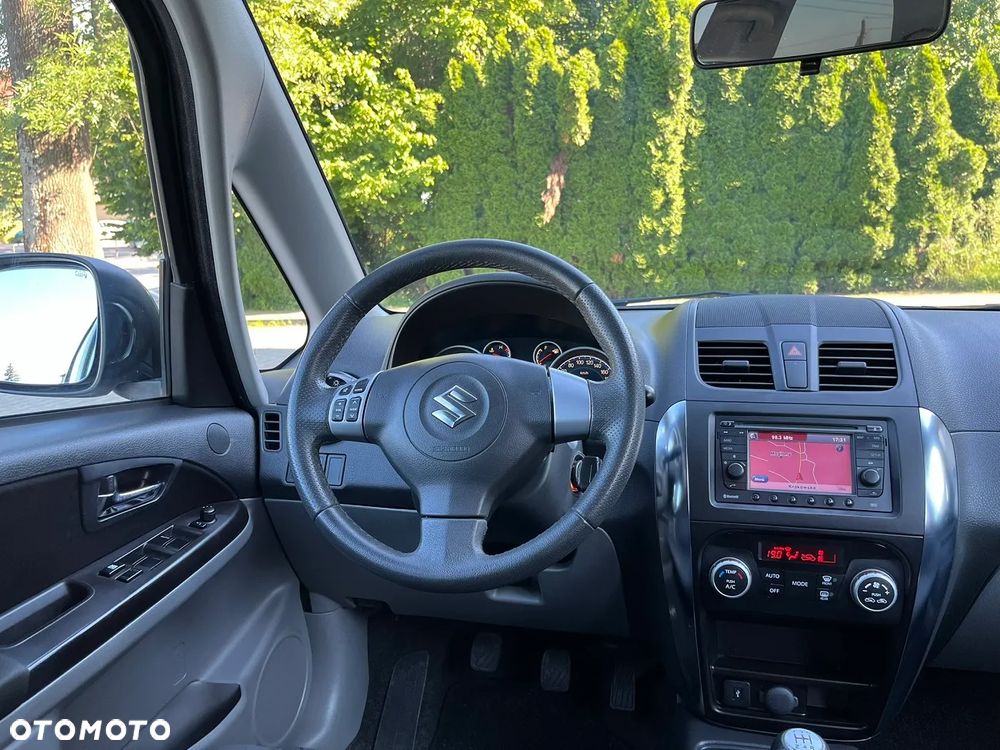 Suzuki SX4 Classic 1.6 VVT 4x4 Style - 18