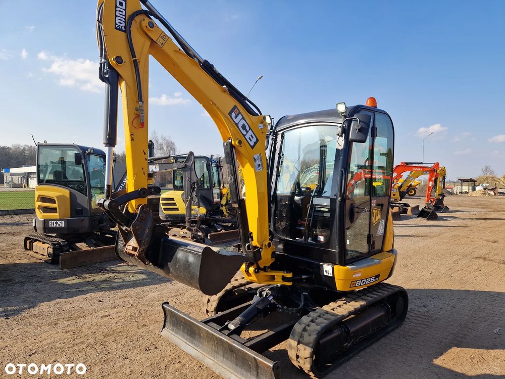 JCB 8026 CTS 2023r przebieg 400mtg  jak nóweczka JCB TLT 30D - 2