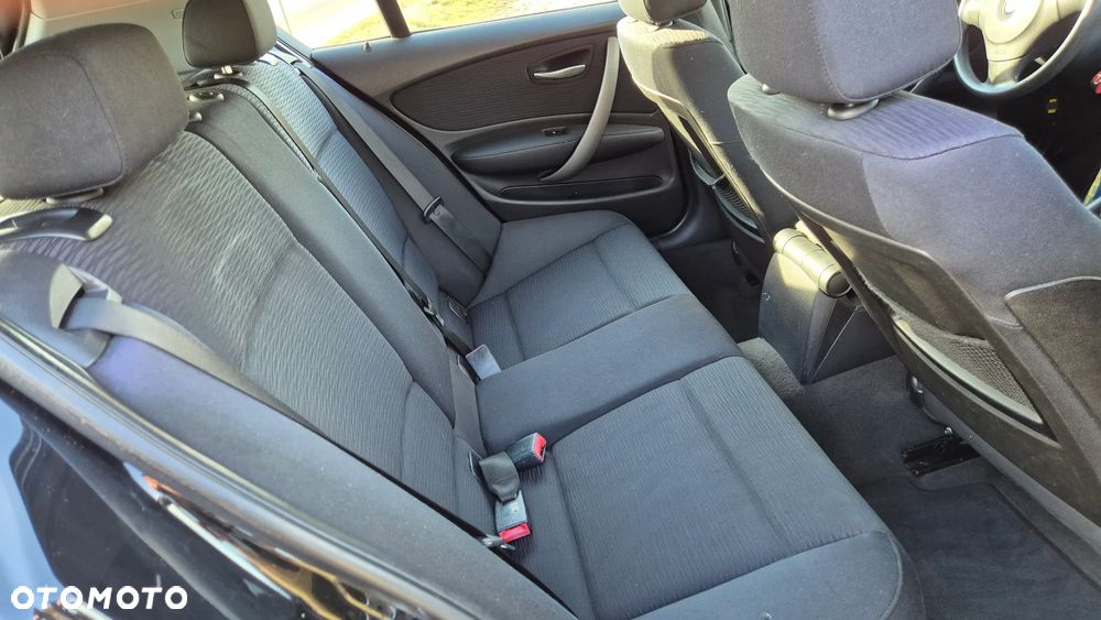 BMW Seria 1 116i - 10