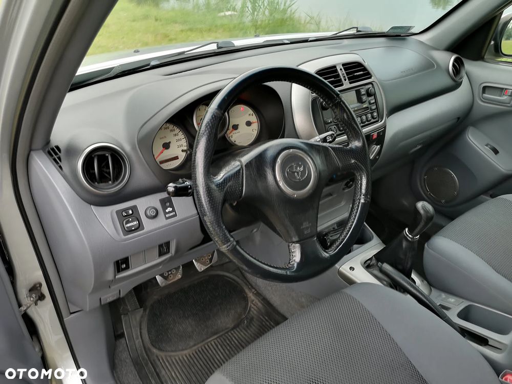 Toyota RAV4 4x4 - 12