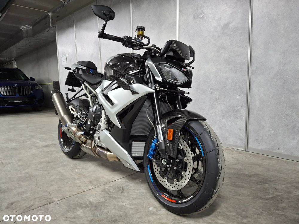 BMW S - 3
