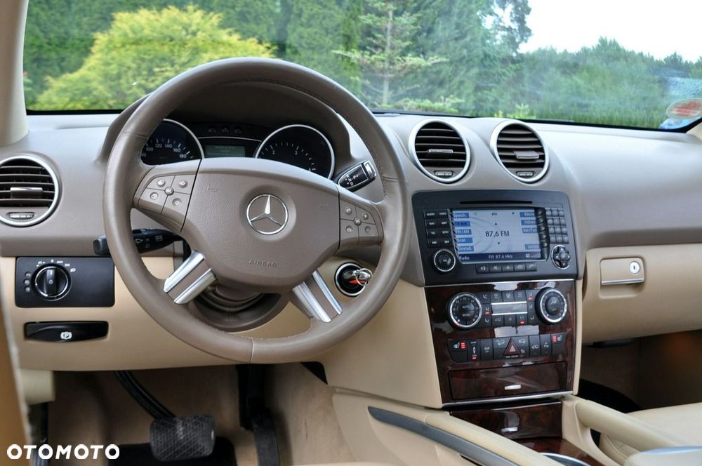 Mercedes-Benz ML - 32