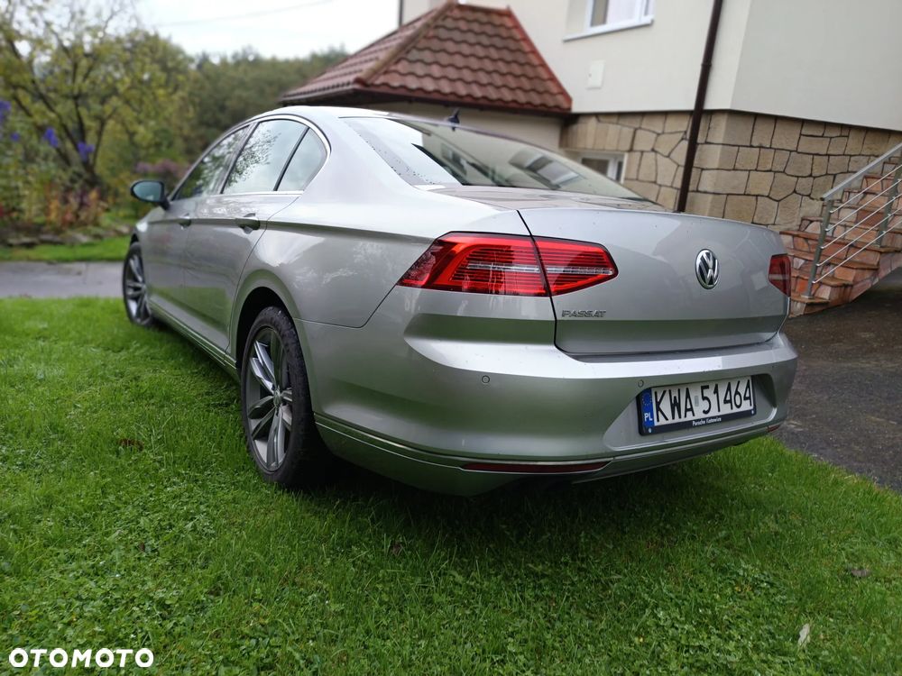 Volkswagen Passat 1.8 TSI BMT Highline - 17