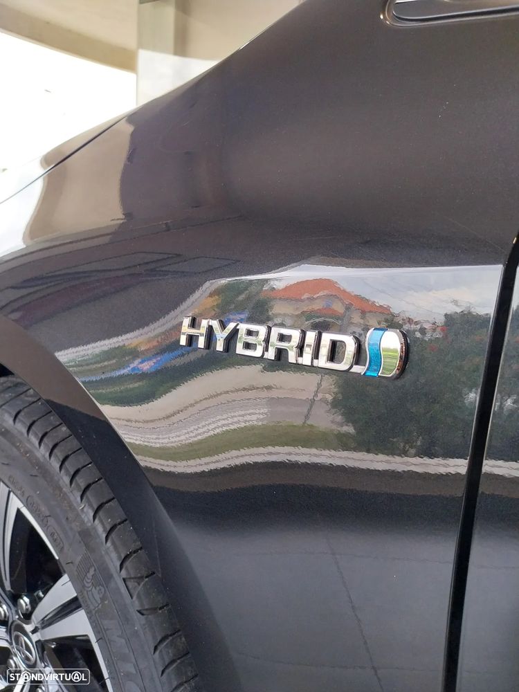 Toyota Corolla Touring Sports 1.8 Hybrid Comfort+P.Sport - 5