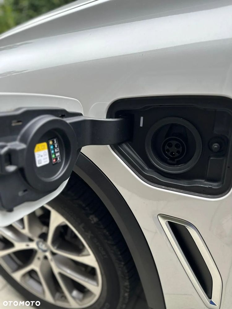 BMW X5 xDrive45e - 35