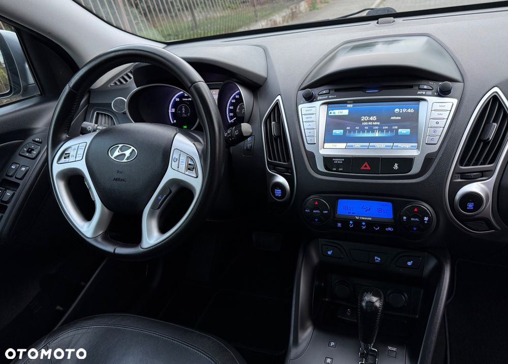 Hyundai ix35 2.0 CRDi 4WD Automatik Premium - 16