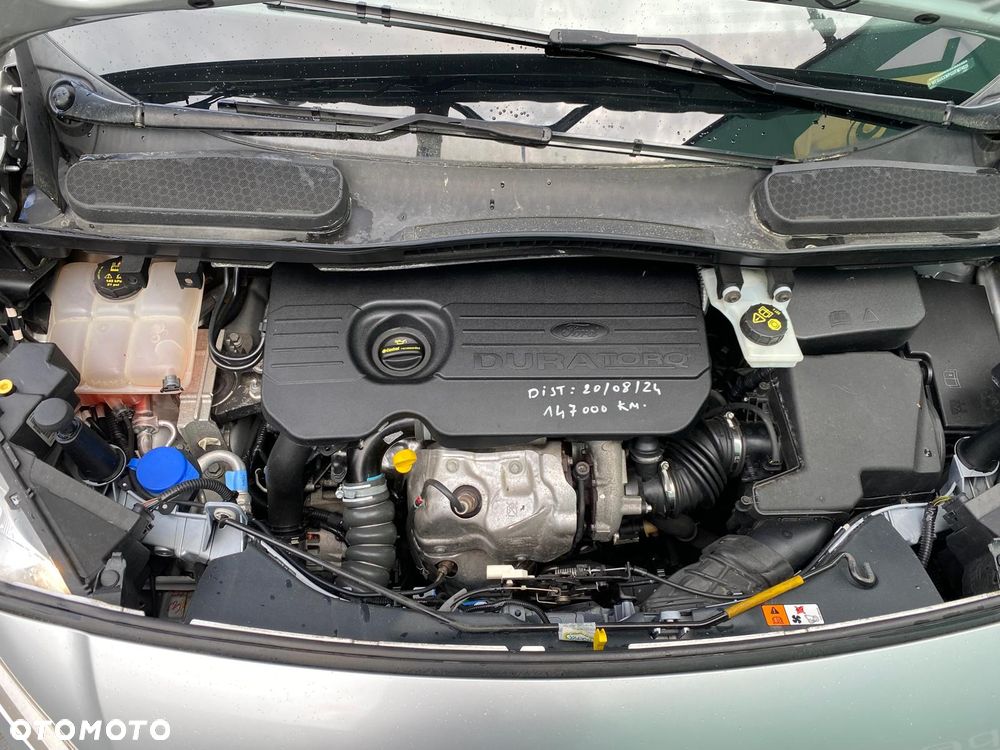 Ford Tourneo Connect Grand - 26