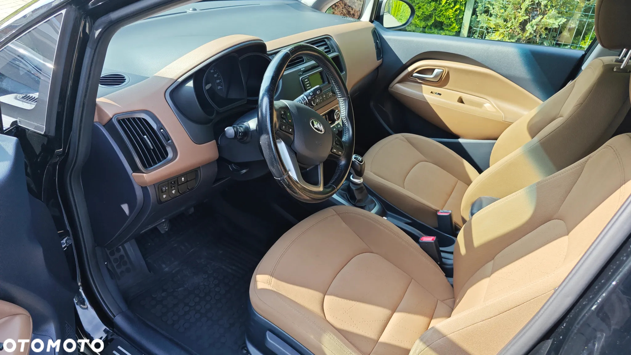 Kia Rio - 9