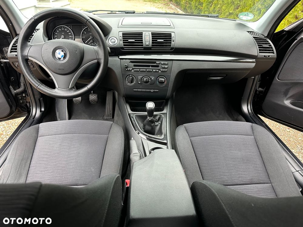 BMW Seria 1 116i - 3