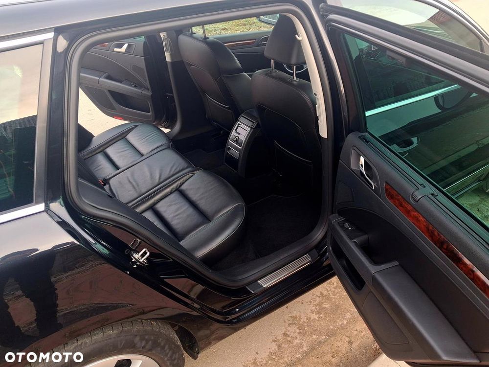 Skoda Superb 1.6 TDI GreenLine - 24