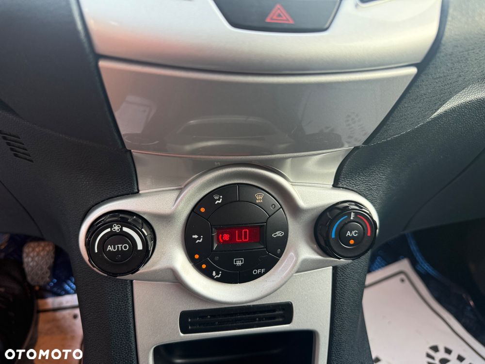 Ford Fiesta 1.4 TDCi Titanium - 12